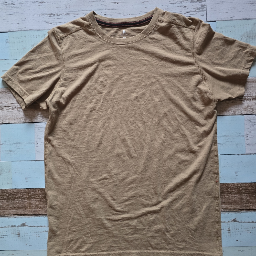 Essentials Short Sleeve Crew Tee in Tan